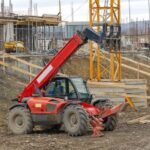 Why You Should Hire a Telehandler