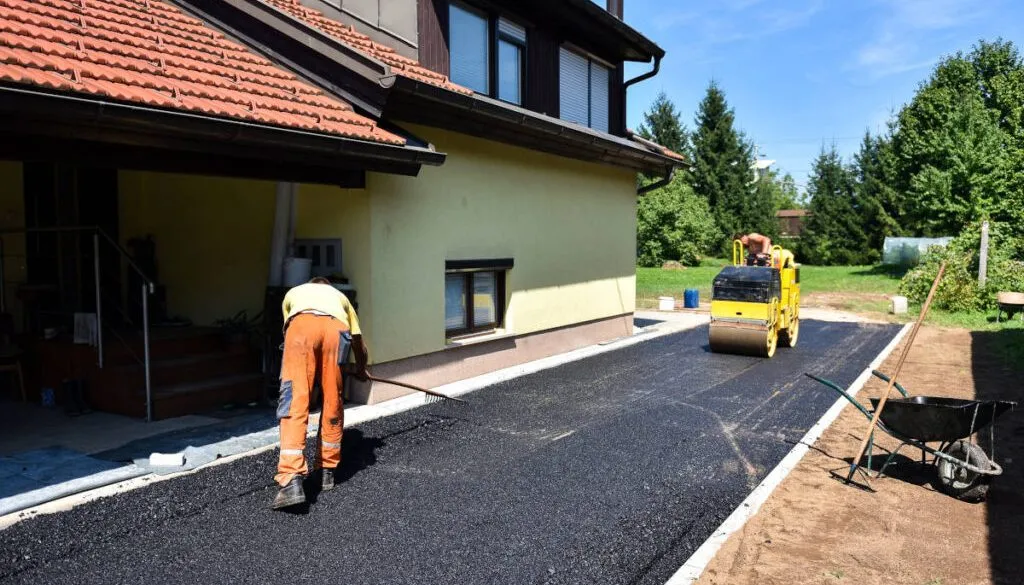 Asphalt-resurfacing-1024x689-1024x585