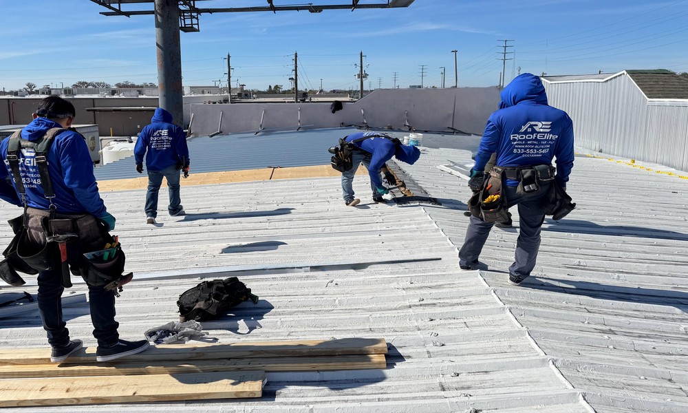 how_commercial_roofing_impacts_energy_efficiency_28018_featured